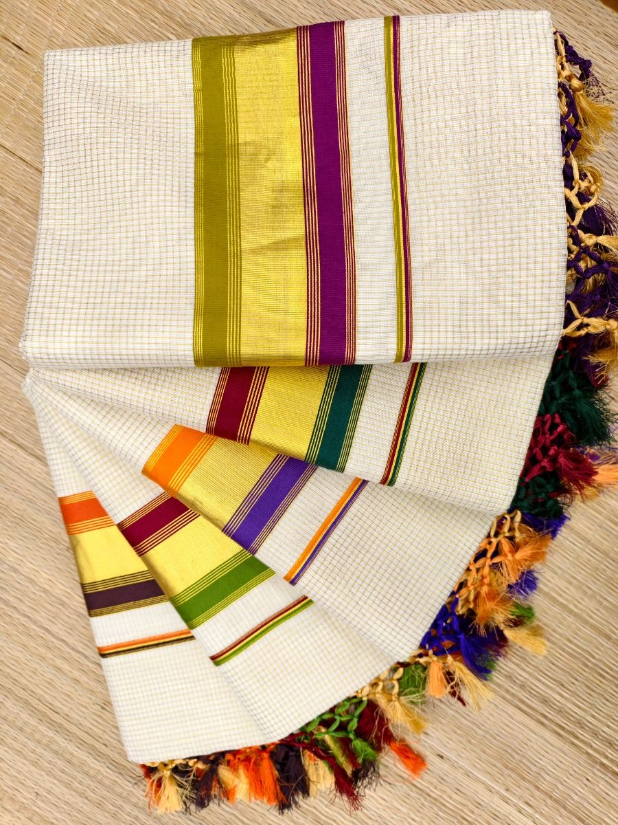 Checked Kasav Saree With Tussels - LightGreen & Maroon - Kara With Kasav thumbnail 2