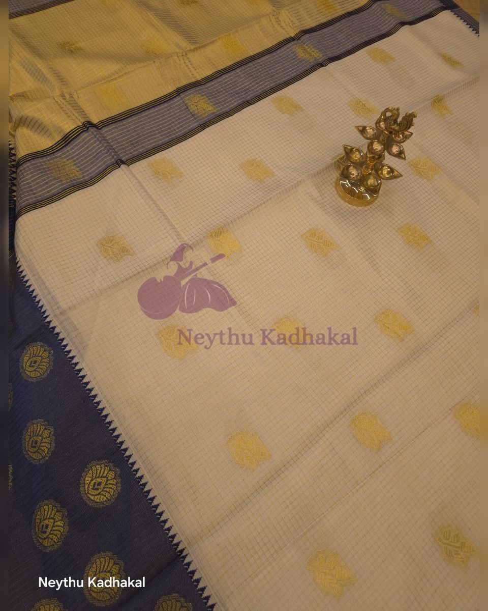 Checked RoyalBlue Kasav Set Saree - Kara With Kasav thumbnail 4
