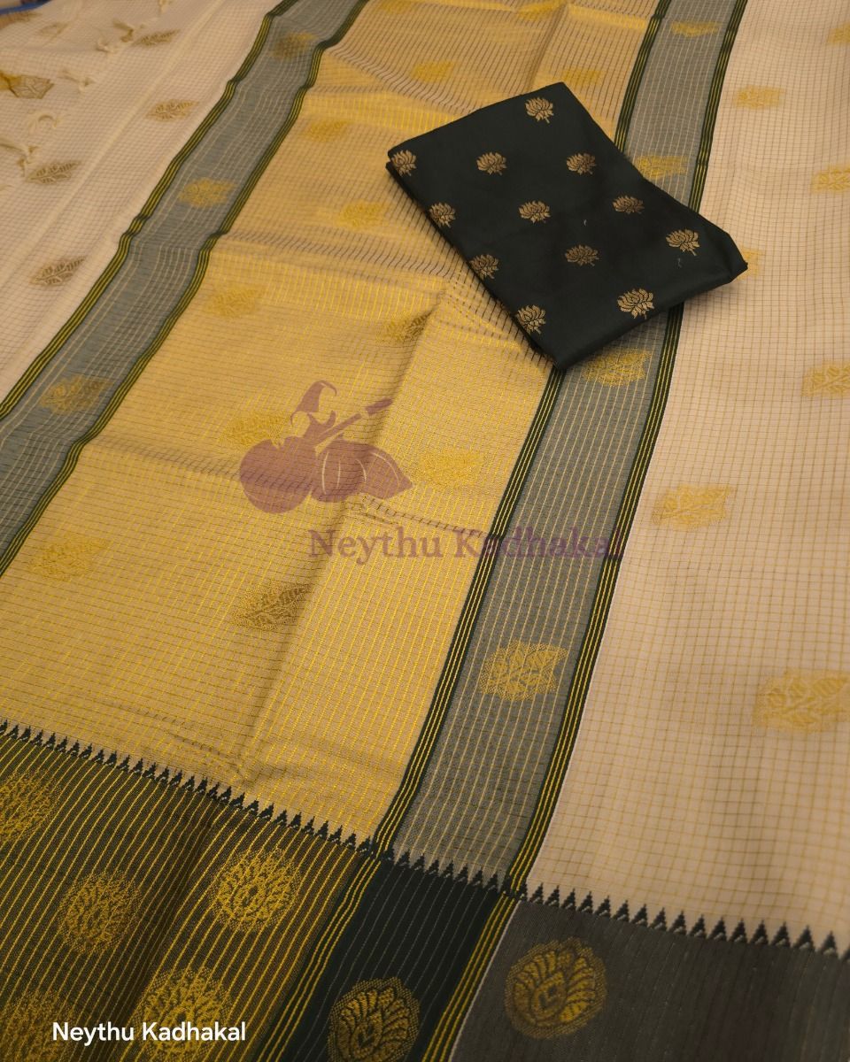 Checked DarkGreen Kasav SetSaree - Kara With Kasav thumbnail 2