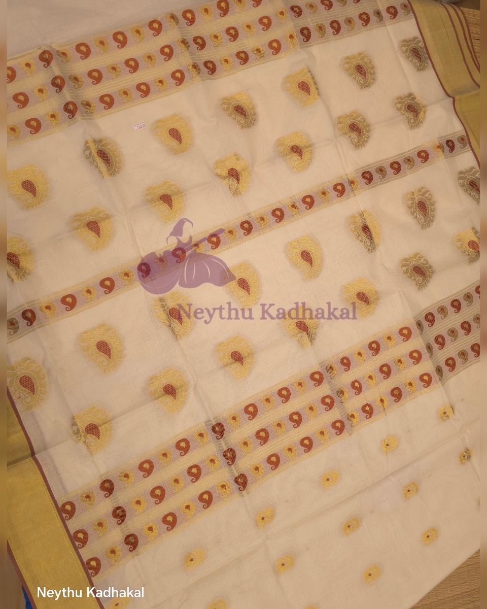 MEENA PUTTA KASAVU SET SAREE - Meroon Putta thumbnail 3