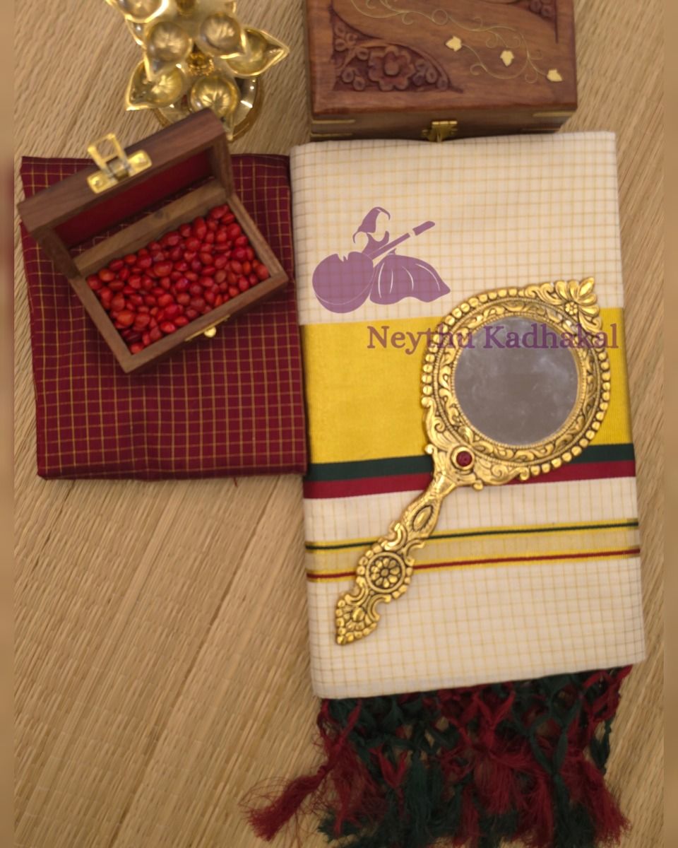 DarkGreen & Maroon - Checked Kasav With Tassels - Kara With Kasav SS thumbnail 2